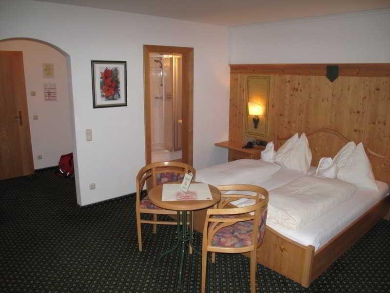 Wieseneck Hotel Sankt Johann im Pongau Bagian luar foto